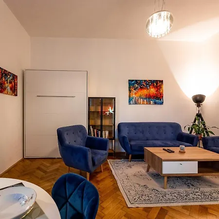 Mojmirova Center * Kosice